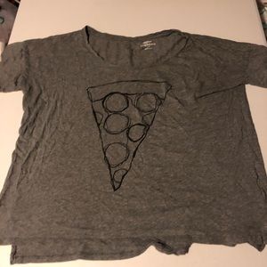 Old Navy boyfriend t shirt